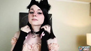 Trans girl Paige Turner solo cosplay masturbation