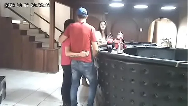 Husband cheats on his wife and she catches them in the act ,turns into a cat fight