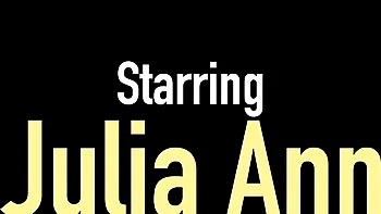 Julia Ann Live - pussy licking scene
