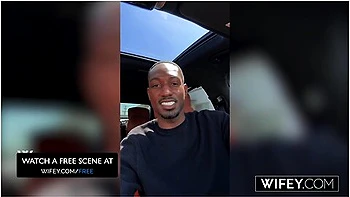 Hollywood Cash In Fit Blonde Hotwife Elania Gets Stretched Out By Bbc